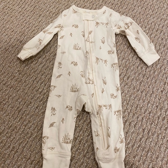 Carter’s Baby Girl Size 6 months Assorted Clothing Pants, Top, Footie Pajamas - Picture 6 of 11